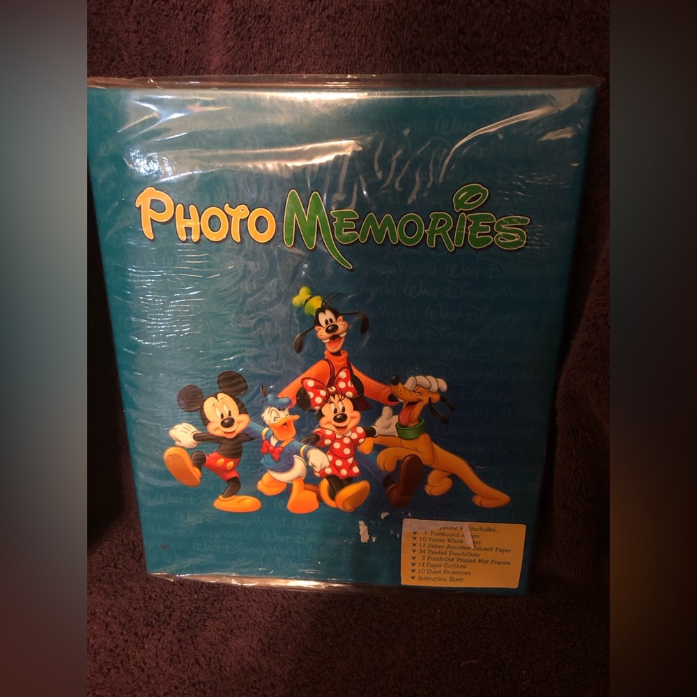 Walt Disney Photo Memories Scrap Book Kit NEW